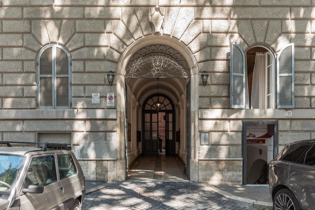 Апартаменты Castro Pretorio Рим Экстерьер фото